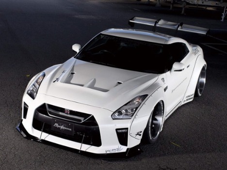 アオシマ 1/24 リバティウォーク LB☆ワークス R35 GT-R type1.5 