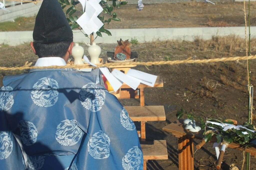 ホームズ 新築を建てる際に土地のお祓いをする理由とは 手順についても解説 住まいのお役立ち情報