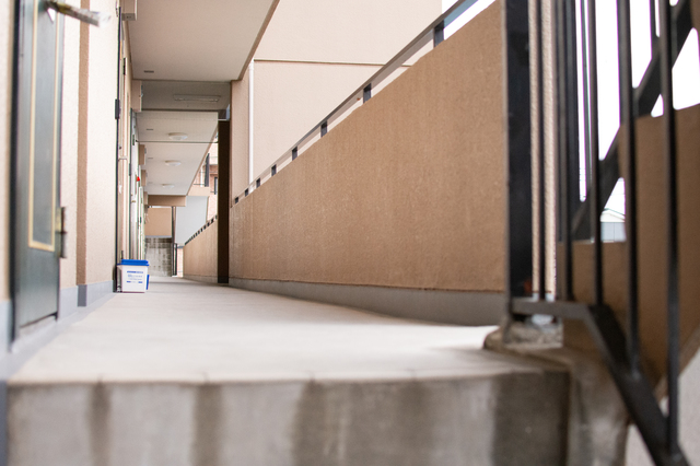 ホームズ 管理人って何をしてくれる人 管理人常駐の賃貸物件について解説 住まいのお役立ち情報