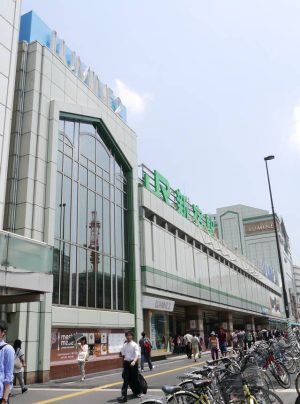 新宿駅南口