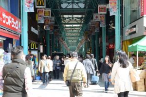 吉祥寺のサンロード商店街