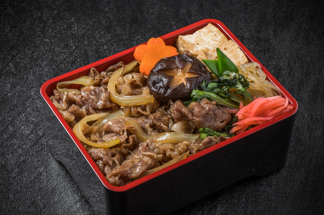 ホームズ 自炊疲れの大学生必見 一人暮らし女子大生が買っているご飯は 住まいのお役立ち情報