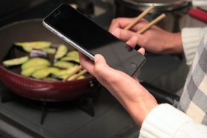 レシピ動画で料理が苦手でも安心