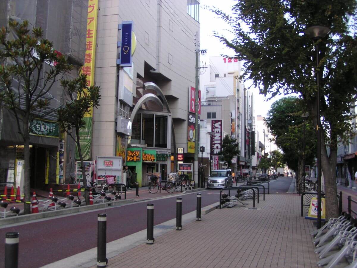 ホームズ 江坂 都会的でありながら緑を感じる街 住人が語るホントの住み心地 住まいのお役立ち情報