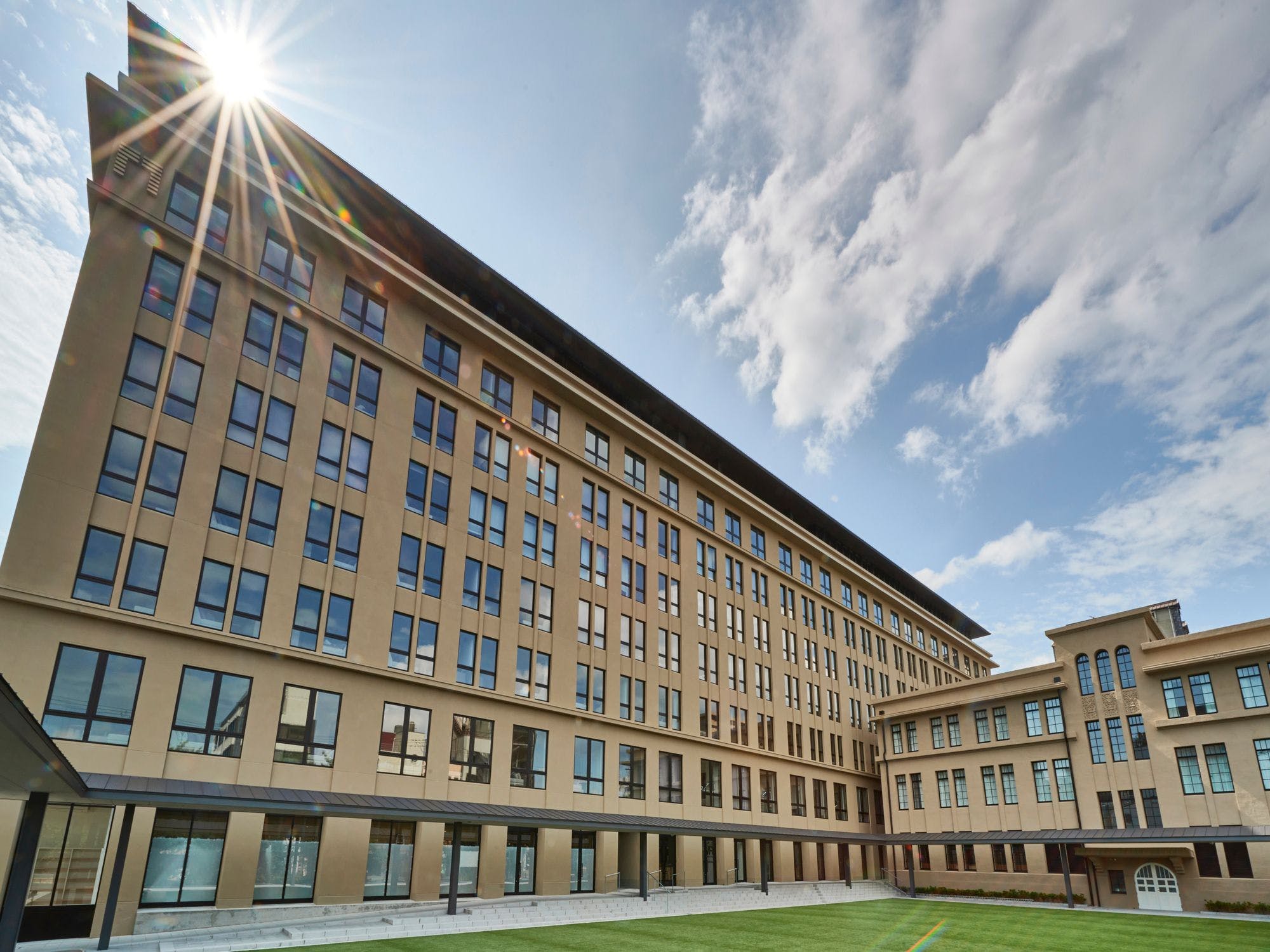 THE GATE HOTEL 京都高瀬川 by HULIC【 2022年最新の料金比較・口コミ・宿泊予約 】 トラベルブック