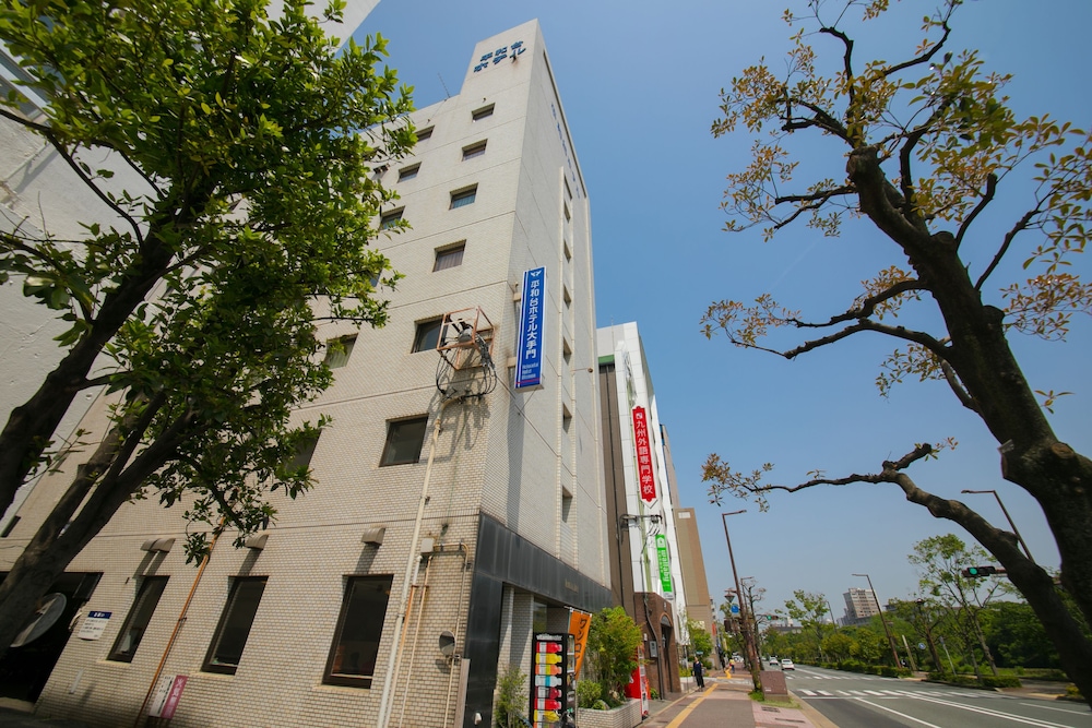 平和台ホテル大手門(旧 球場前別館)【 2023年最新の料金比較・口コミ・宿泊予約 】 トラベルブック(TravelBook) 平和台ホテル大手門(旧 球場前別館)【 2023年最新の料金比較・口コミ・宿泊予約 】 トラベルブック(TravelBook)
