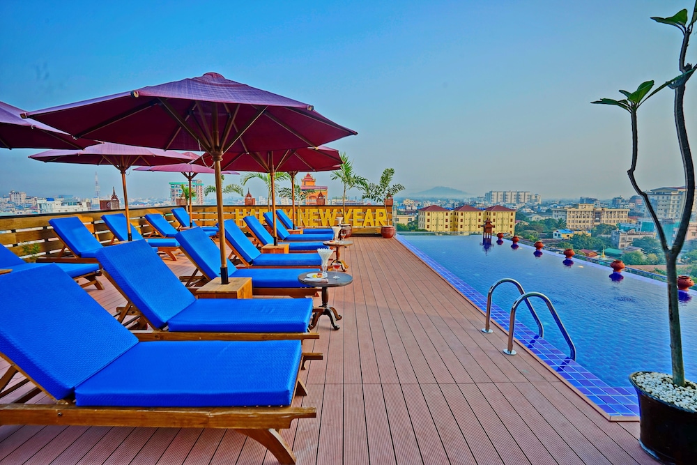 ホテル ヤダナボン【 2024年最新の料金比較・口コミ・宿泊予約 】 トラベルブック(TravelBook)