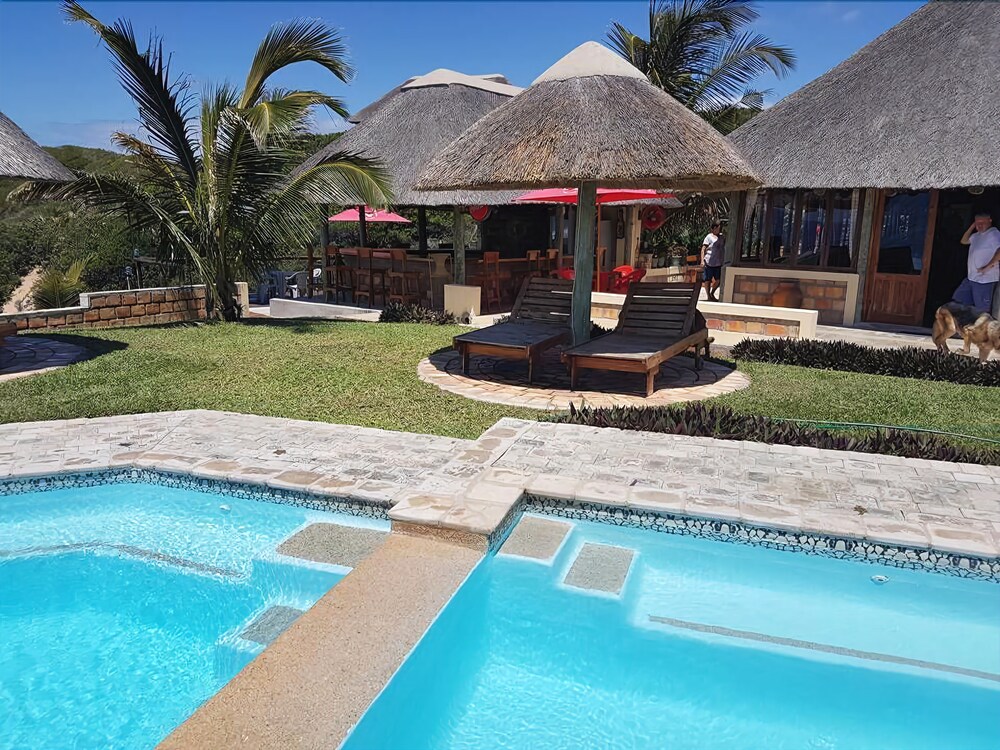 Oyster Bay Beach Resort【 2024年最新の料金比較・口コミ・宿泊予約 】 トラベルブック(TravelBook)