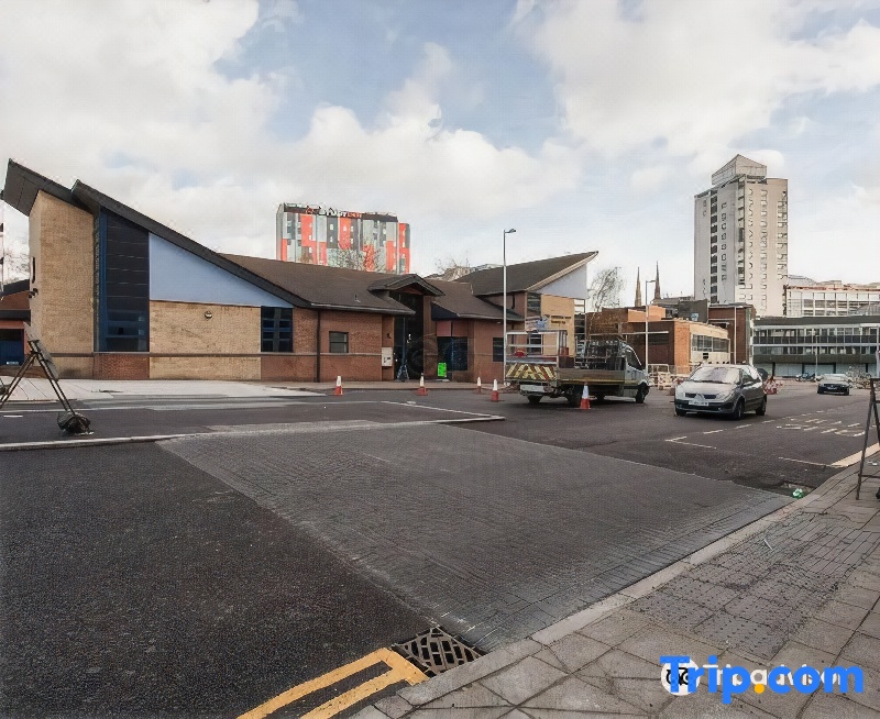 Premier Inn Coventry City Centre Belgrade Plaza【 2023年最新の料金比較・口コミ・宿泊予約 】 トラベルブック(TravelBook)