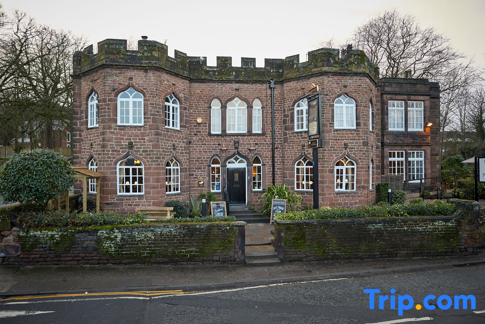 Childwall Abbey, Liverpool by Marston's Inns【 2024年最新の料金比較・口コミ・宿泊予約