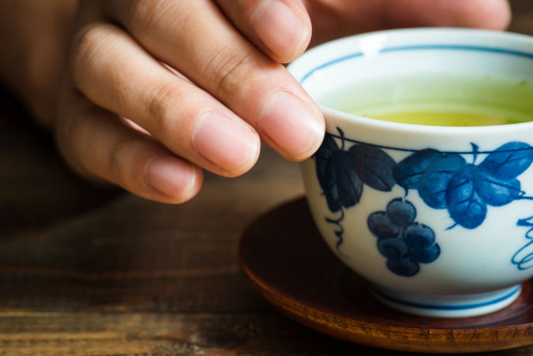 カフェインがなぜこのような症状を起こすの?