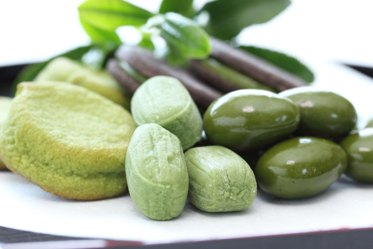 チョコレート入り抹茶のお菓子