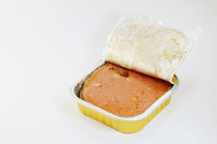 ウエットフードに混ぜる