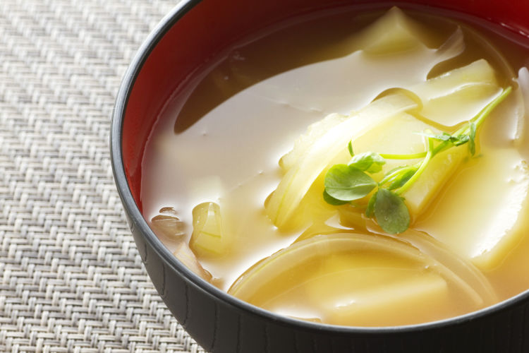 危険な玉ねぎ料理③【味噌汁(スープ)】
