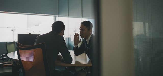 複数の会社が関与している犯罪