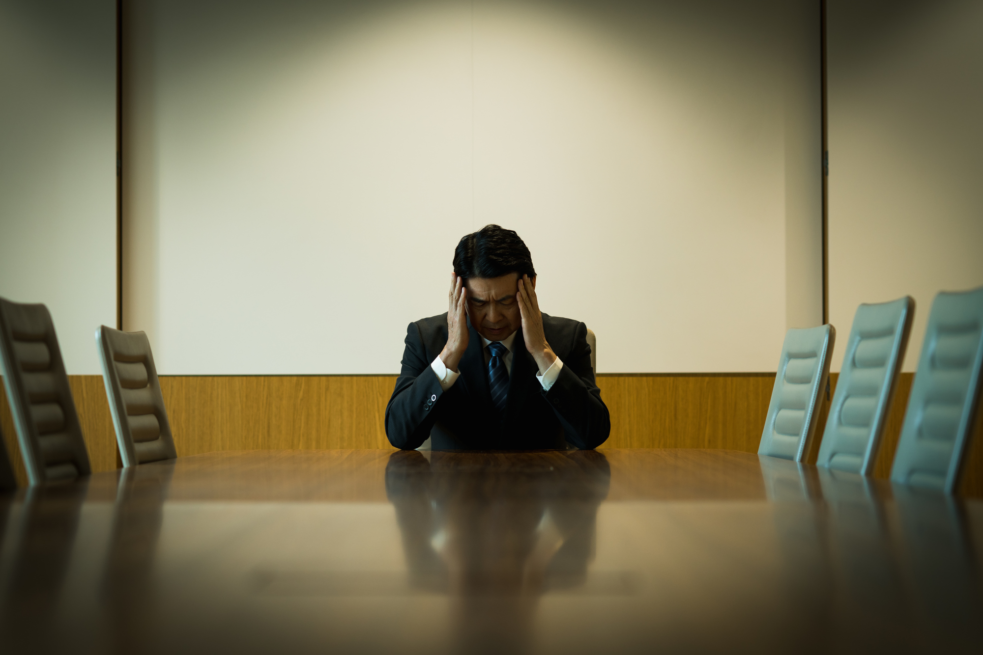 会社破産したらどうなる？手続き・費用・従業員対応までわかりやすく解説というタイトルの記事のサムネイル画像