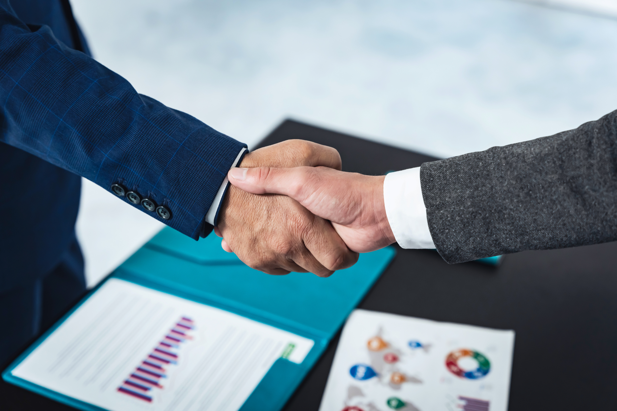 【2026年5月施行目前！】スタートアップ注目の企業価値担保権とは？事業性融資推進法の概要と実務上のポイントというタイトルの記事のサムネイル画像