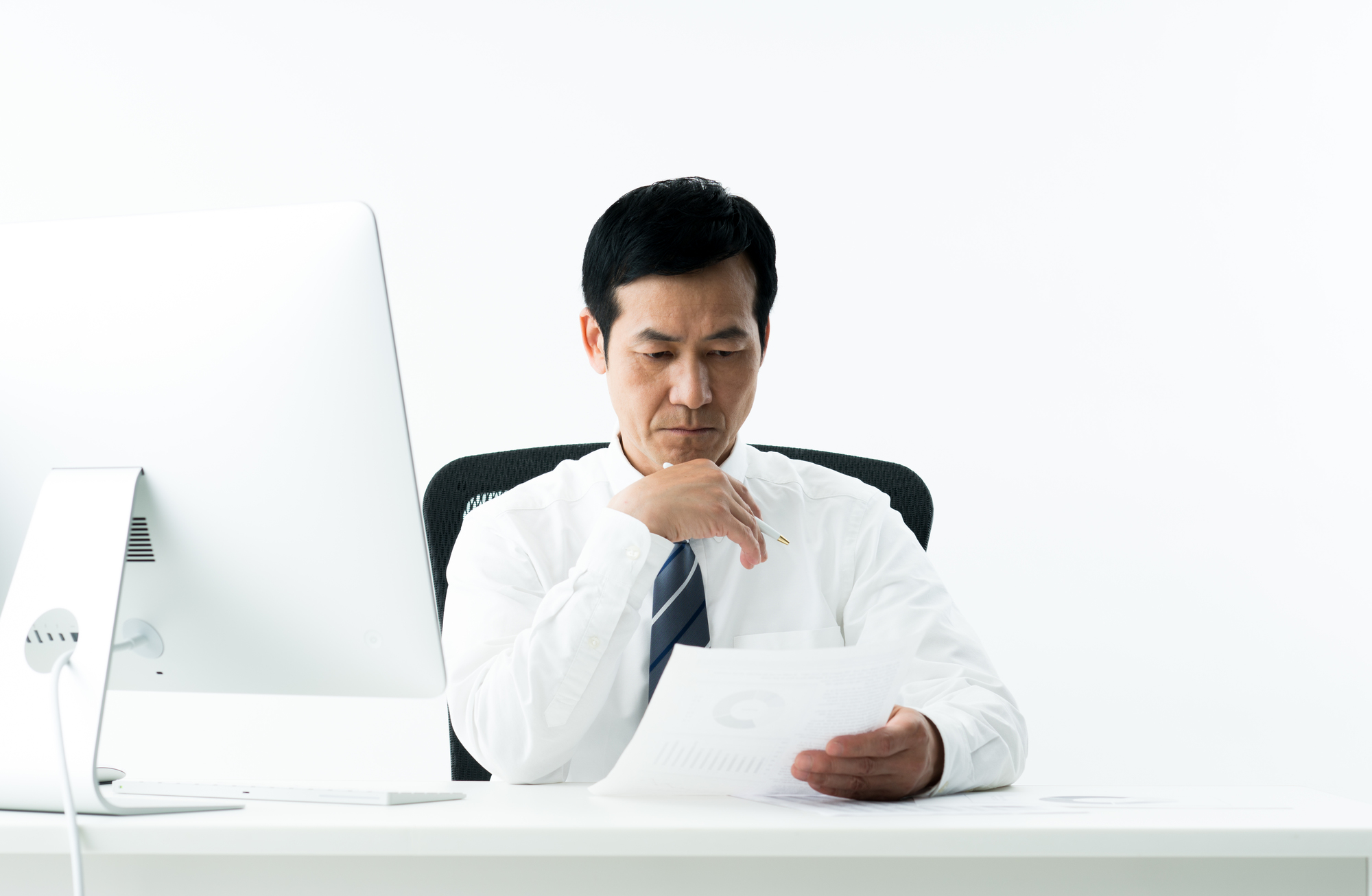 譴責処分とは？対象行為や要件、手続きの流れ、従業員への影響などを解説というタイトルの記事のサムネイル画像