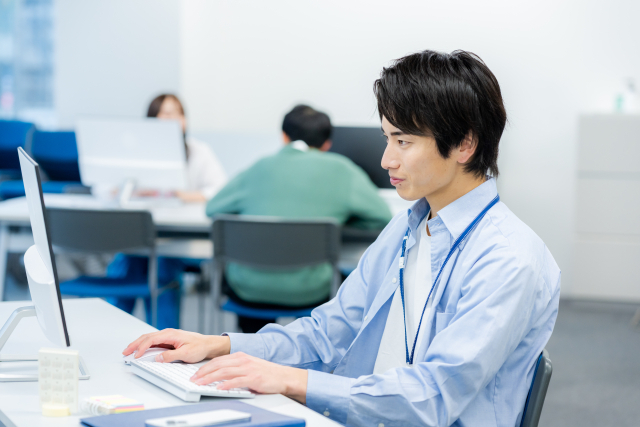 電気工事施工管理　月24万以上　赤坂駅そばの大手グループ:/BSFC5611