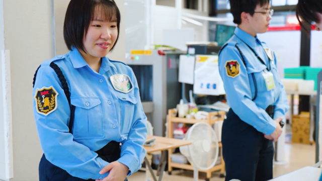 空港保安検査スタッフ／出雲空港（パート勤務可）※雇用機会均等法適用除外（女性限定求人）女性搭乗者のボディチェックを行うため