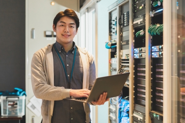 未経験OK　時給1200円以上　サポートエンジニア　正社員へ転換前提:/BSOB5487A