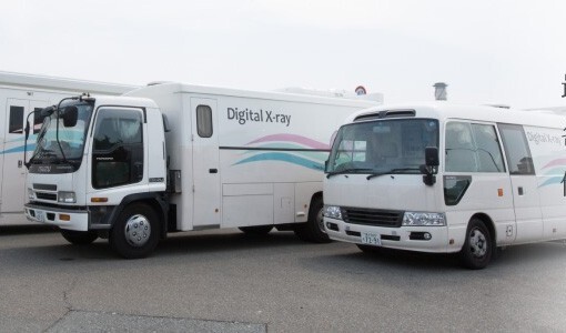 【初登場！】 中型免許を活かす♪健診車のドライバー募集♪週休2日♪近距離♪