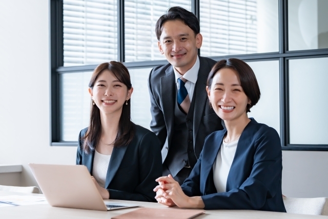 月23万以上　電機メーカーで営業　大阪:/BSOB5765B