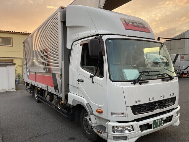 電機製品の配送ドライバー