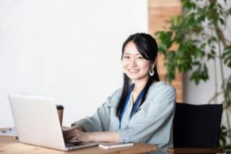 ≪在宅あり≫土日祝休み！大手IT関連でデータ管理業務☆川崎駅近：/ESTB5625kn