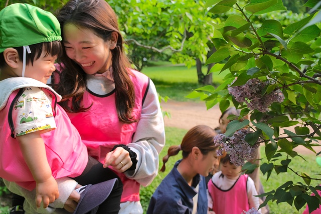 保育士／年収370万以上／残業・持ち帰りなし／充実の待遇