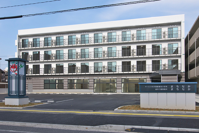 サービス付き住宅の介護福祉士／正社員