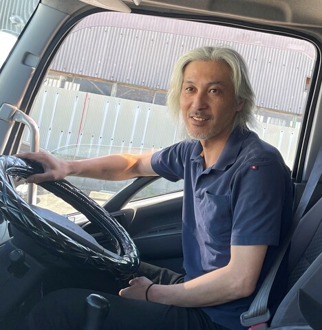 ４ｔトラックの配送ドライバー／泉大津市エリア