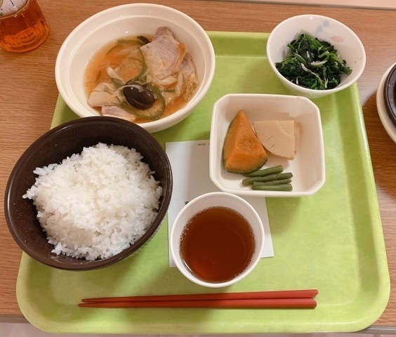 介護老人保健施設 / キッチンスタッフ(調理師) /残業ほぼ無し 未経験応相談