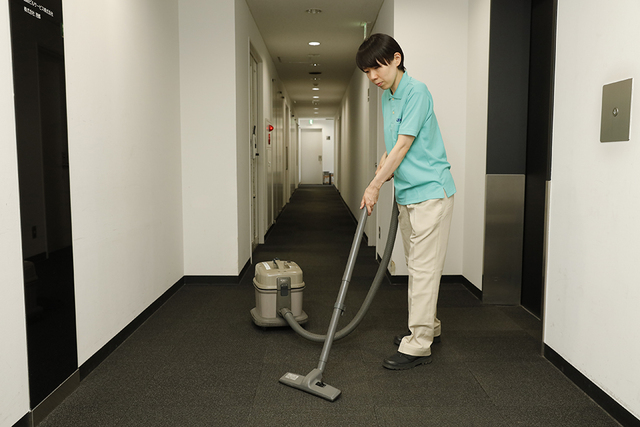 「新横浜駅」週4日　オフィスビルの清掃員
