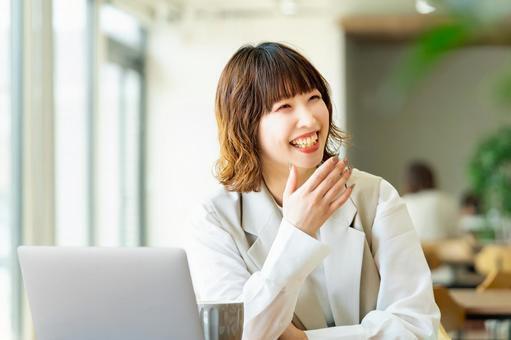 経験不問　時給1,750円　医療関連企業で経理サポート：/BSTB5927D