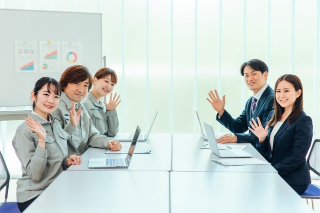 12月スタート　月21万以上　清掃スタッフの管理事務　本町駅チカ:/BSOB5942B