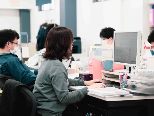 社内システム運用・管理スタッフ／経験者向け