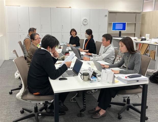 営業スタッフ（契約社員） 営業・接客経験者歓迎　社員登用制度あり