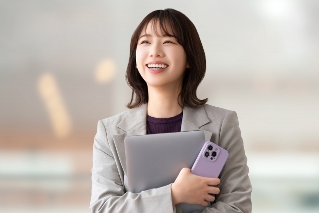 高級輸入車販売会社で未経験からの経理：/BSTB5636