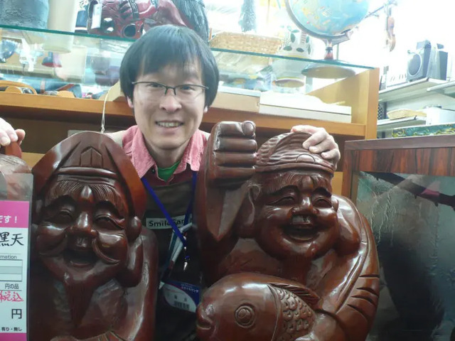 店舗スタッフ：正社員　スマイルサンタ大町店