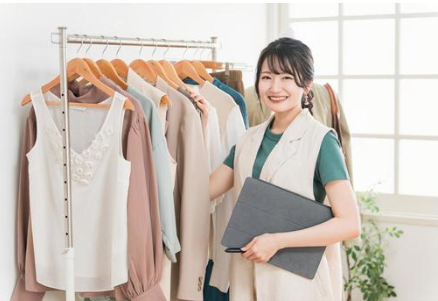 オープニング募集！【アパレルスタッフ】LOUNIE :/bsBアイア_販売