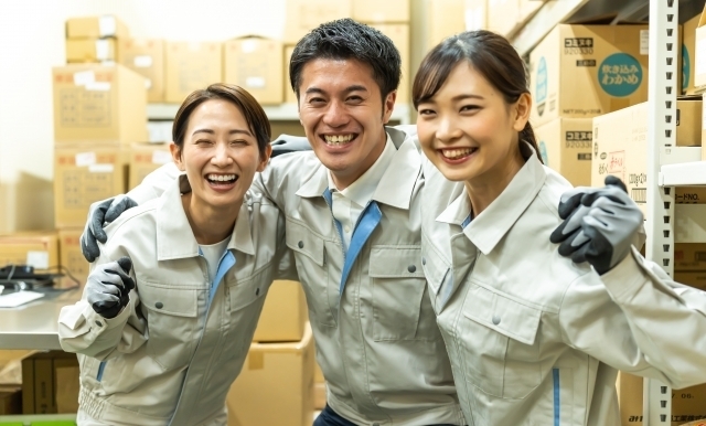 扶養内＆ＷワークOK！平日の朝2〜3時間のお仕事　配送センターで積み荷作業：/BSEC6050_1