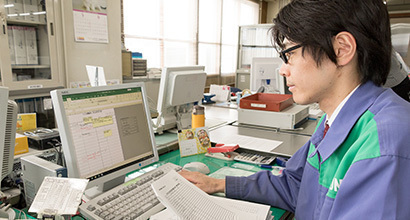 運送会社の総合事務職！支店の事務管理業務を幅広く経験できます！