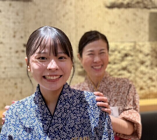 【夜】ホールスタッフ（そば茶屋　華元　本膳庵＆博多つけ麺　御〇屋　小倉店）