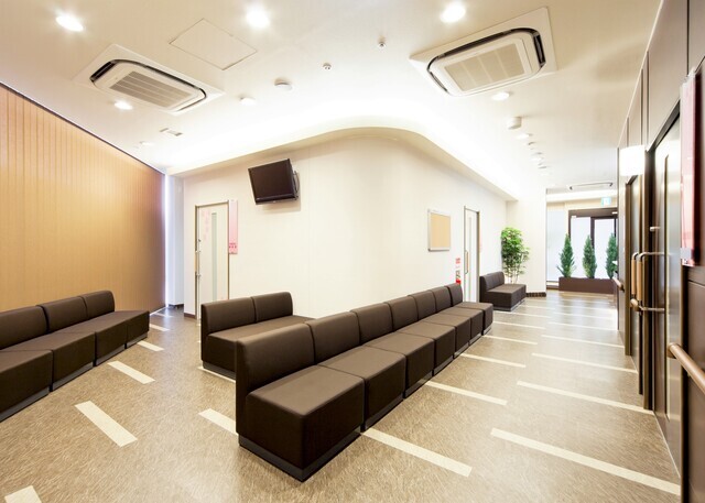 戸塚共立第１病院附属サクラス乳腺クリニック／医事課・受付事務スタッフ　パート