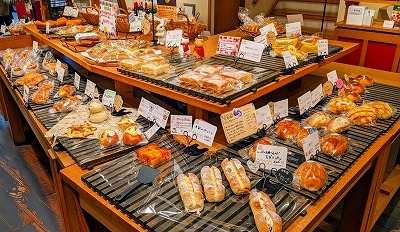  パン好きな方急募！ベーカリースタッフ