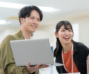 5月スタート　月22万以上　大手派遣グループで事務:/BSOB6232A