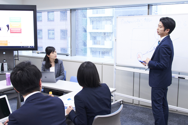 【東京本社】保険比較システムへの保険商品データ登録アルバイト【正社員登用あり】