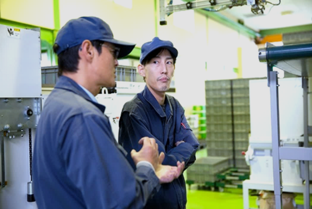 プラスチック製品の製造スタッフ