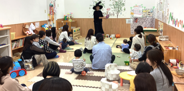 【子どもプラザ】にて受付、フロア環境整備、見守り